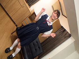 オナサポ!! 女子○生 着衣で全裸で挑発的ダンス 2　サンプル画像14